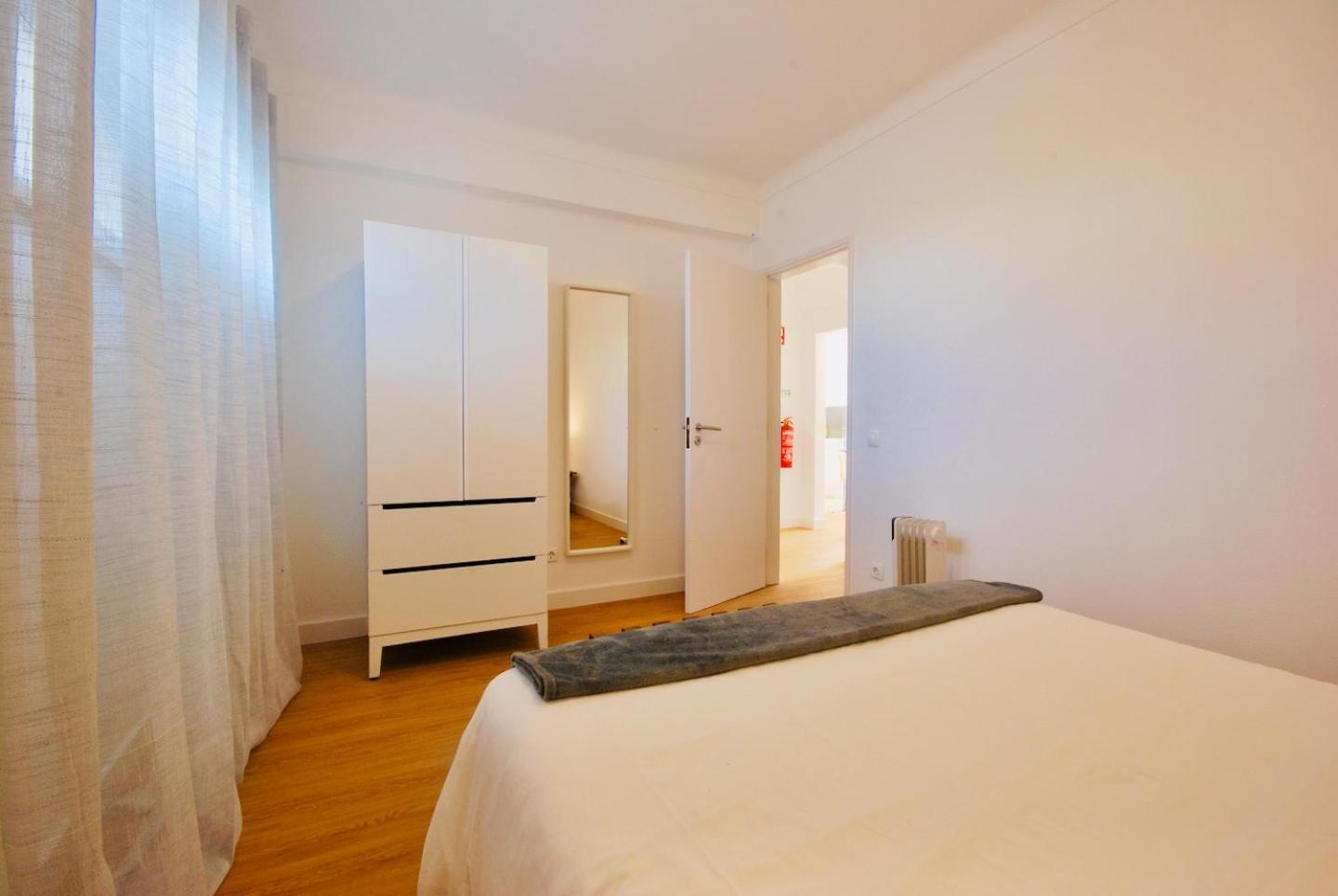Apartment Luciana - Beachside, Balcony, Sunset View Ferrel (Leiria)